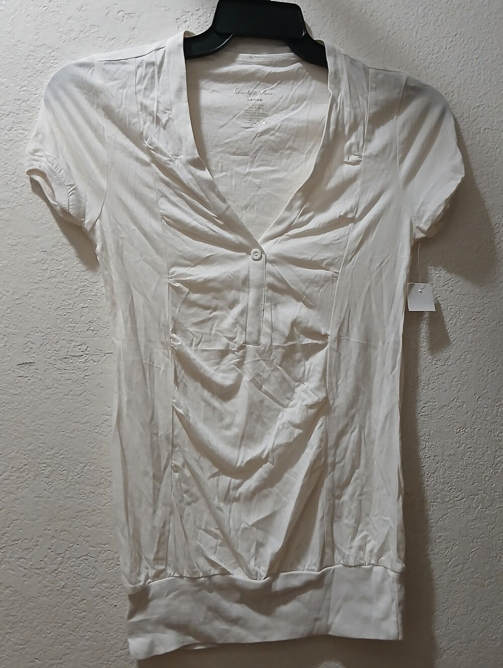 Charlotte Russe New size L Ivory Short-Sleeve V-Neck Top